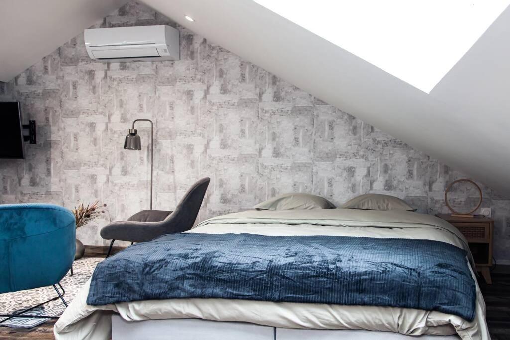 Le Studio 40 Châteauroux Екстериор снимка